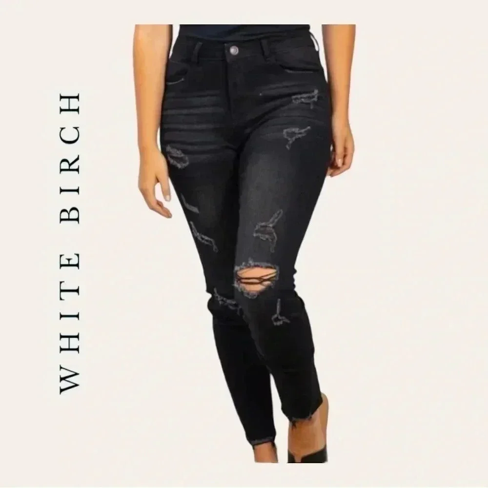 0549. WHITE BIRCH‎ BLACK DENIM JEANS DISTRESSING SIZE SMALL